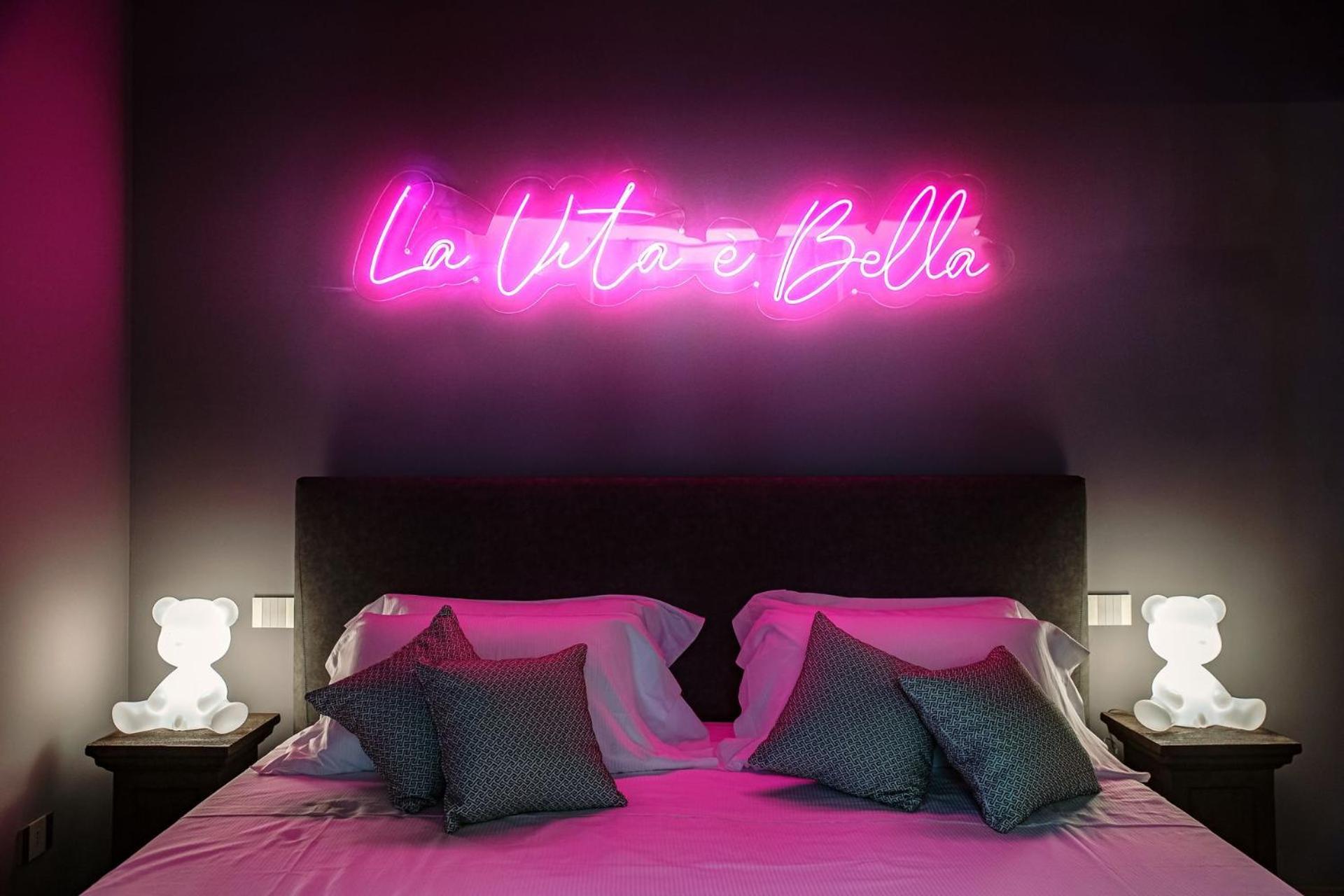 Vitrum - Como Luxury Suites Oda fotoğraf