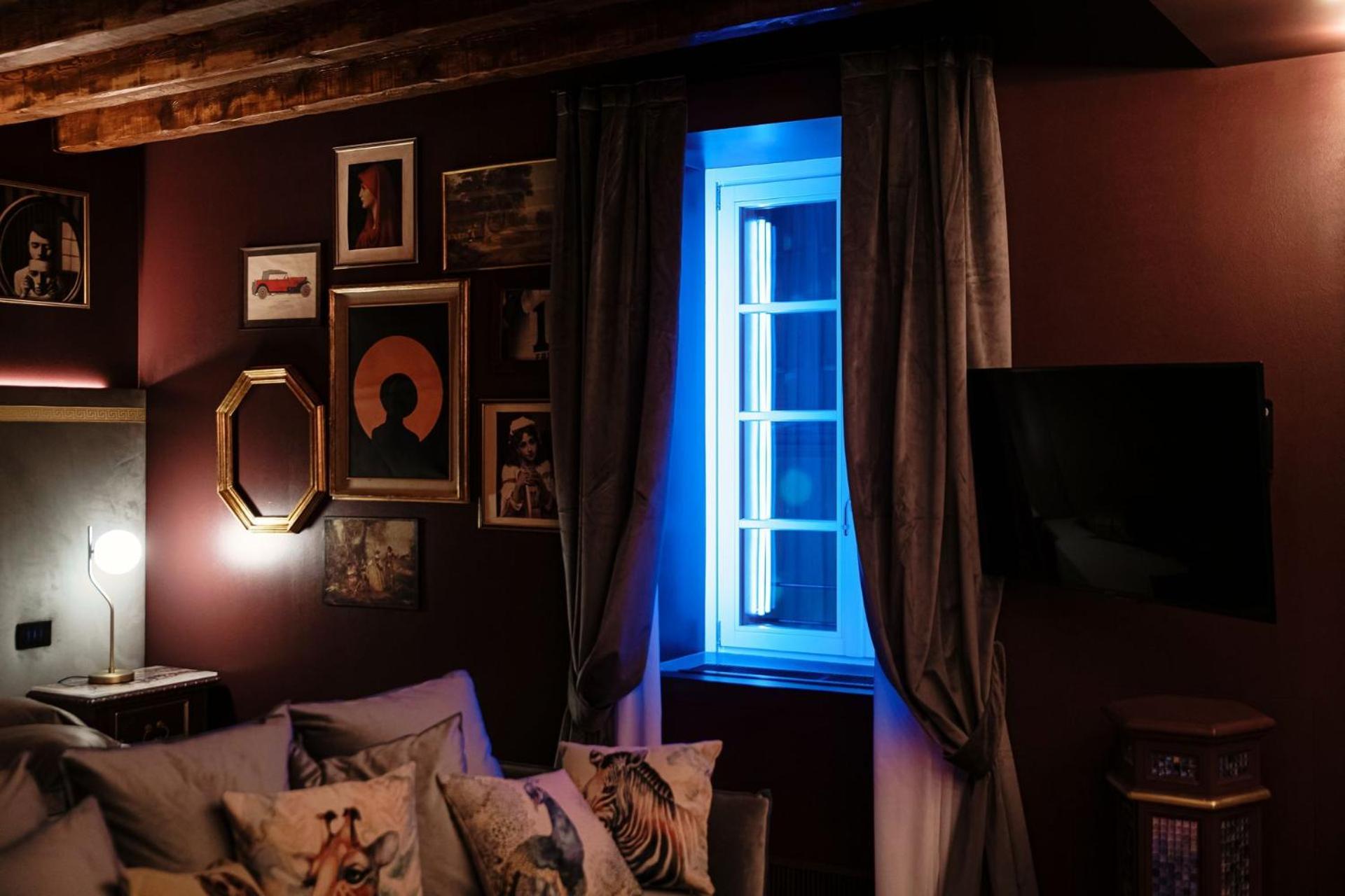 Vitrum - Como Luxury Suites Oda fotoğraf